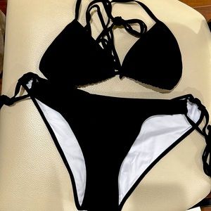 NWOT - Black Bikini top and bottom size M